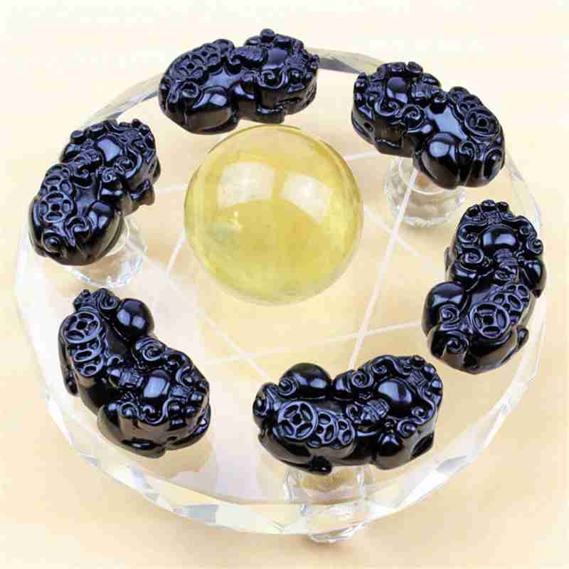 家居饰品摆件亲吻男女