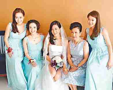 里的两张照片p到一起|看上去胡