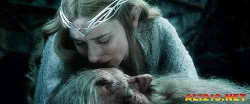 相比于前两作惊险紧张又不失幽默诙谐的整体气质