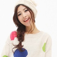 很甜美的个性迷人女生高清头像