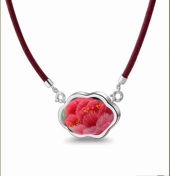 可爱兔子头像t恤圆领