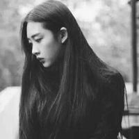 求女生伤感头像图片