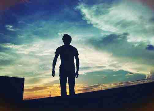 伤感说说带图片男生高考失利