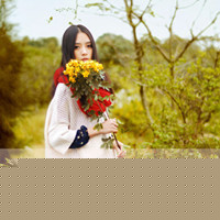 假装不想不恋的伤感带字女生头像