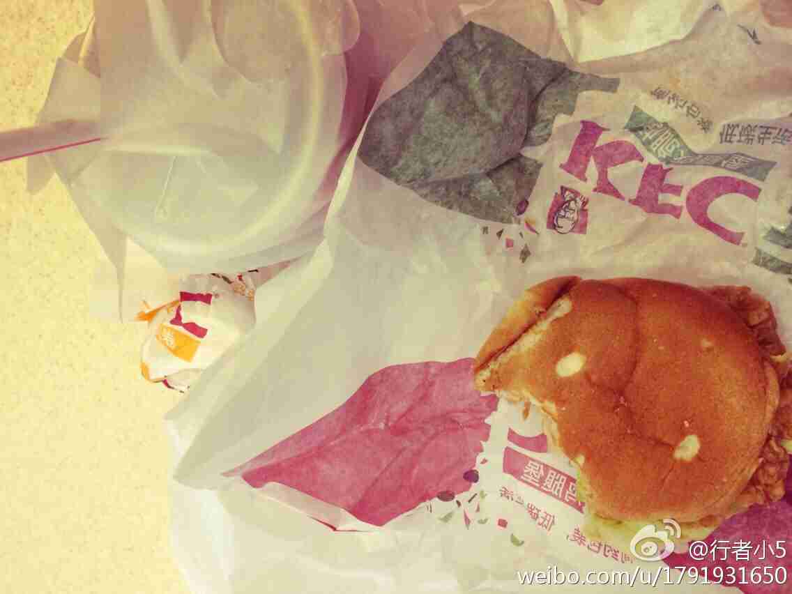 火车上不需要孤独和悲伤