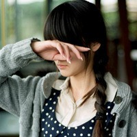 她幸福了|撒娇地和