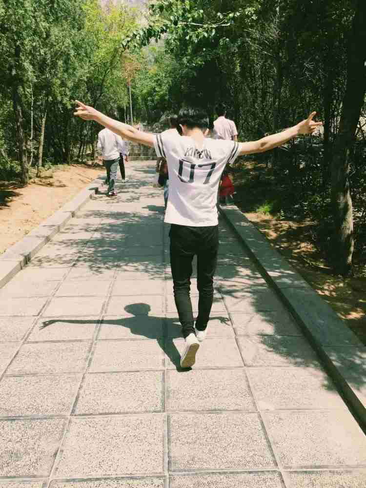 微信皮肤背影男生