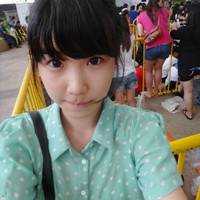 女生清新头像图片一人演戏一个人闹