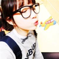 带眼镜的女生微信头像