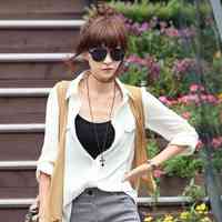 青春个性时尚街拍美女