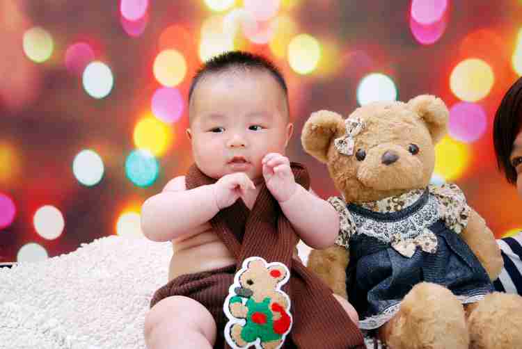 因为认生总是哭着笑|笑着哭