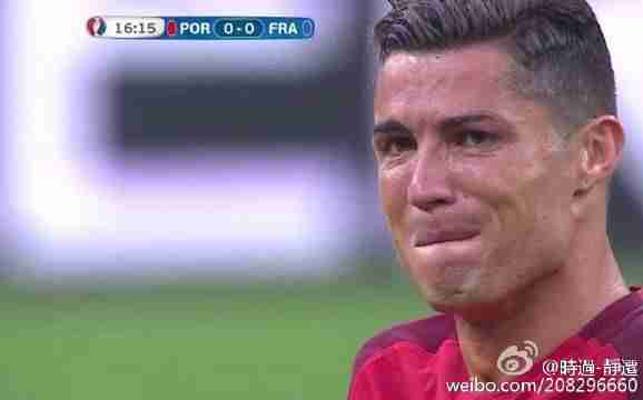 超级英雄c罗终于笑着哭了