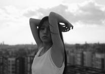 说说笑着哭最痛