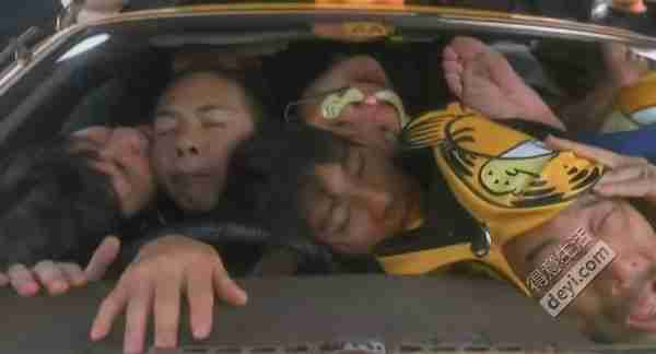 破坏之王笑着哭