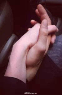 别放开情侣牵手