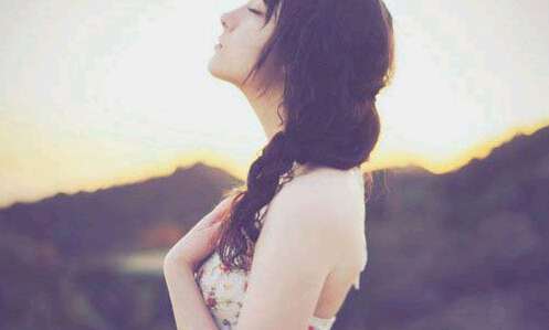 唯美忧伤的句子年唯美忧伤的句子大全