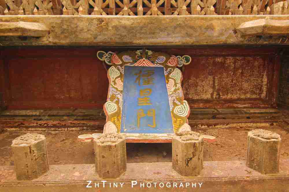 这样其实更有历史的沧桑感