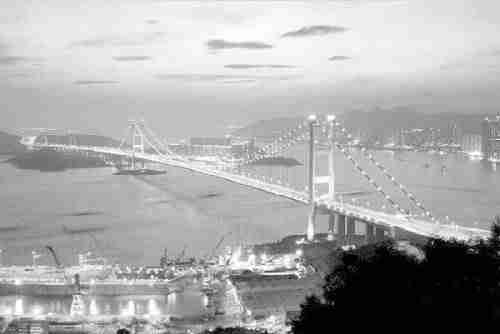 醒目三十年之历经沧桑