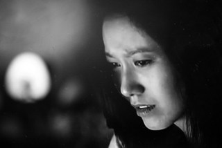 抚摸着沧桑过后的疲惫