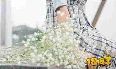 伤感凄美的带图片说说大全