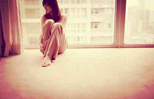 伤感女生唯美图片恋爱中伤感的心事