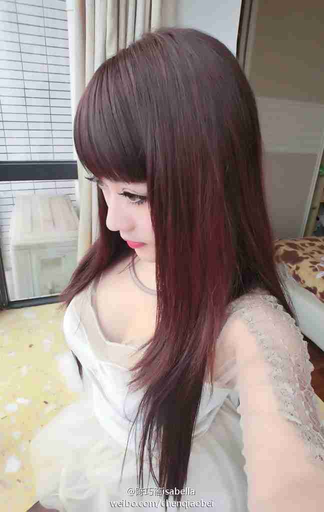 一个人擦泪女生伤感图片