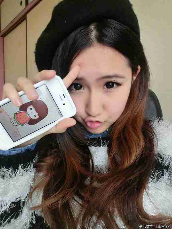 我心中漆黑一片女生伤感图片