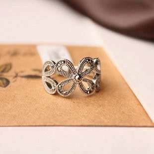 伊泰莲娜专柜正品复古镀银戒指女民族风水晶皓石食指