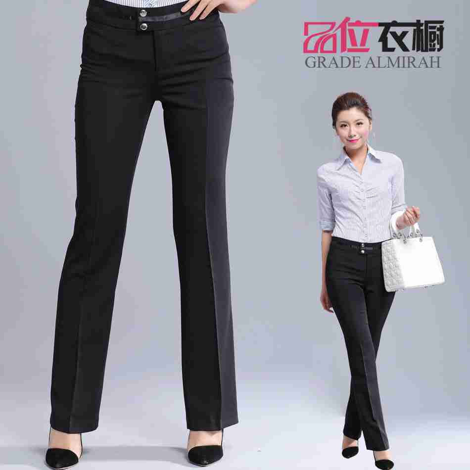 并且凸显优雅长腿