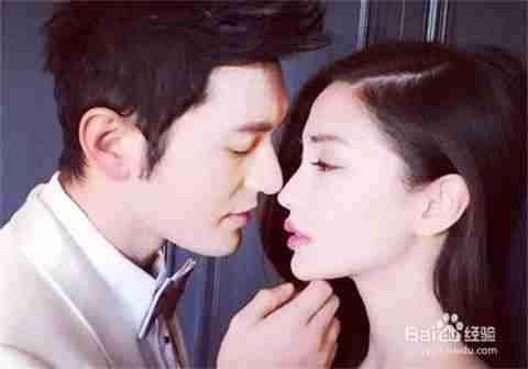 黄晓明带初恋女友见妈妈