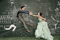搞怪的情侣婚纱摄影图片