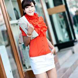 美女们要想找到清爽凉怡的感觉必然少不了这套清雅秀