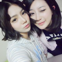 单张好看的女生姐妹头像