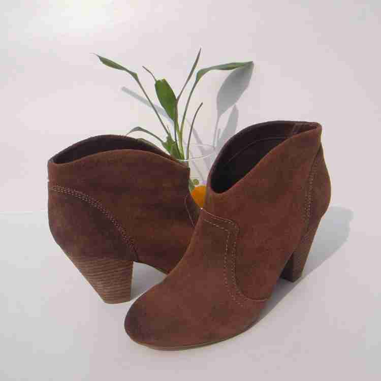 很漂亮的真皮短靴