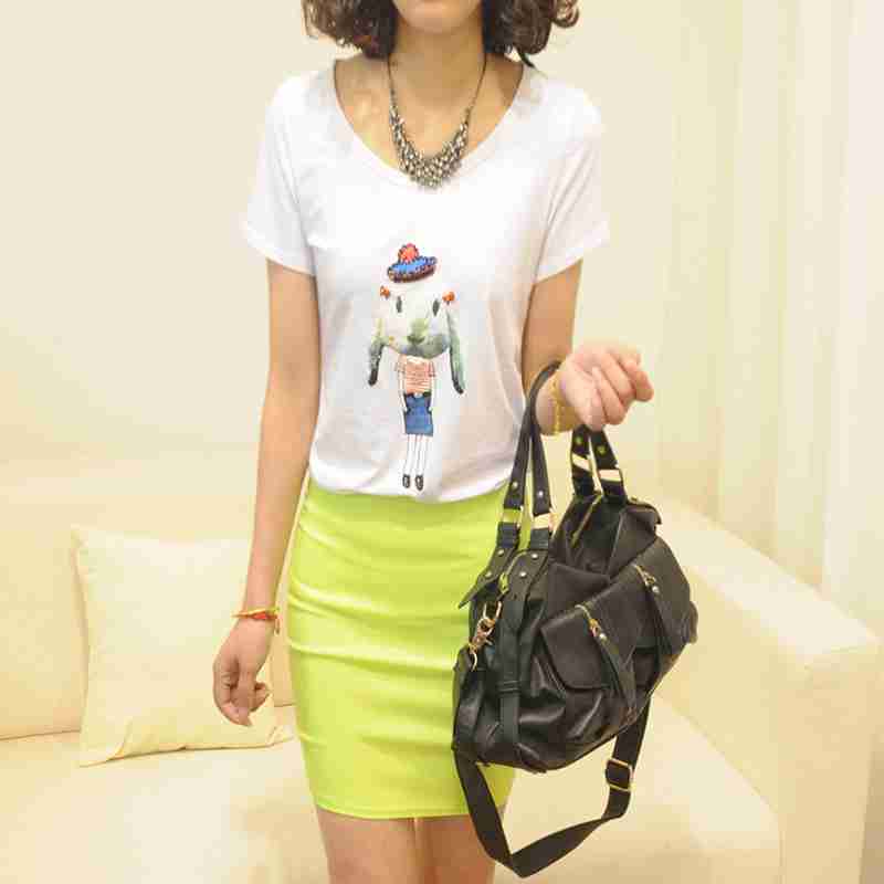 很漂亮哦外国美女穿裤头