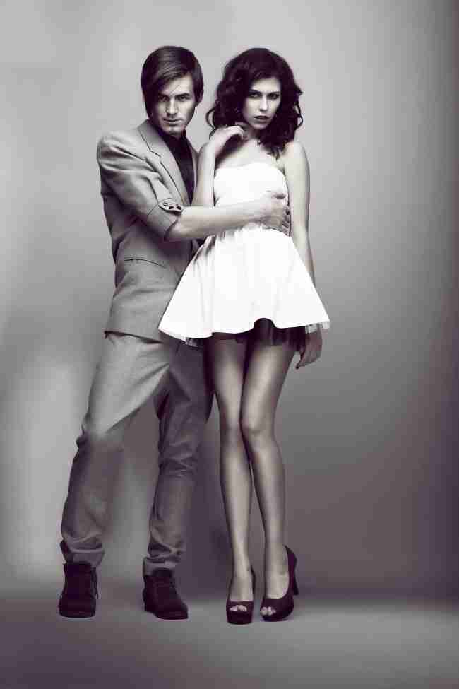 黑白情侣图片情侣图片