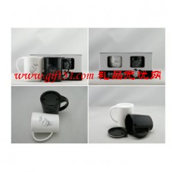 黑白配情侣水杯