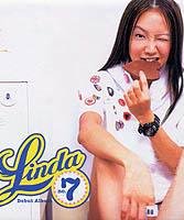 而是不造作小眼美女