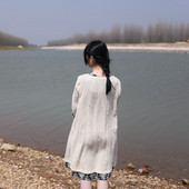 病态苍白女生头像