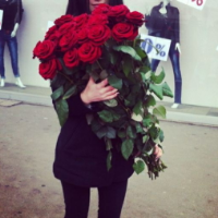 出席你的葬礼女生