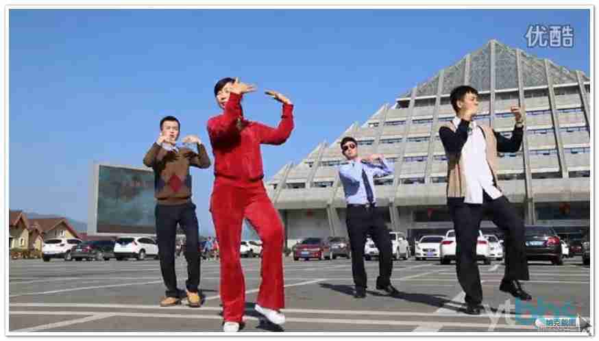 单身女性盯上主唱武