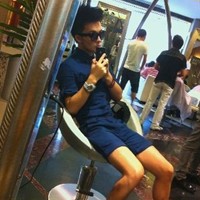 耍酷的男生个性头像