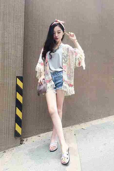 微信头像霸气女生头像红唇