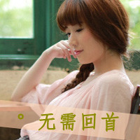 戴帽子的阳光男孩