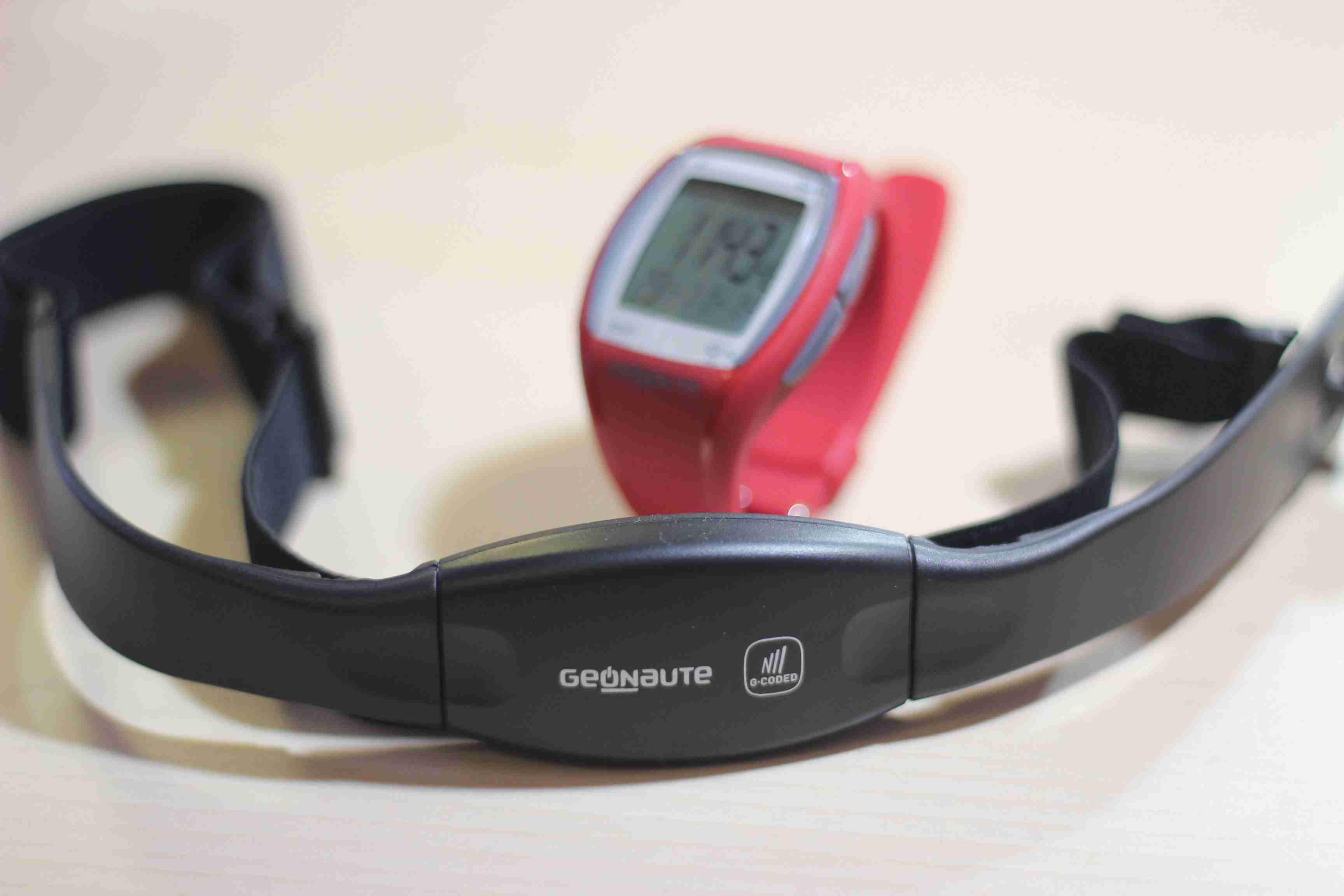 靠刷小白脸也很吃得开啊