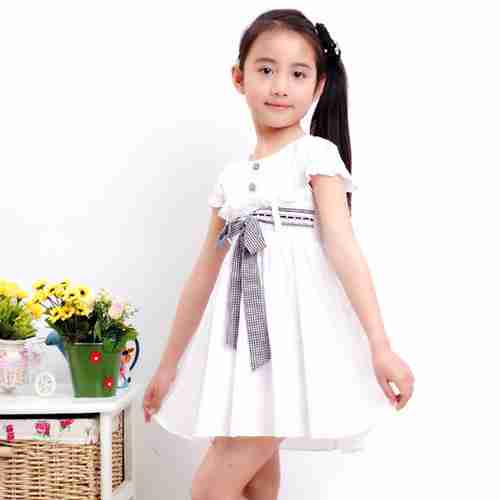 小宝宝的泳衣就是可爱呀