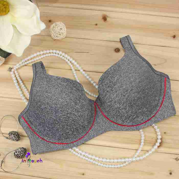 评论表情可爱女上衣