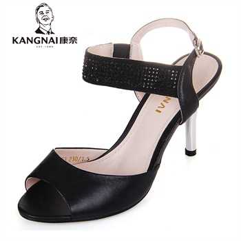 细跟水钻简约女