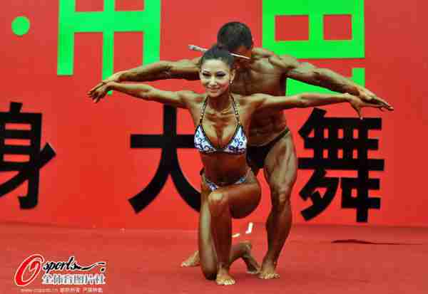 猛男虎女震撼眼球