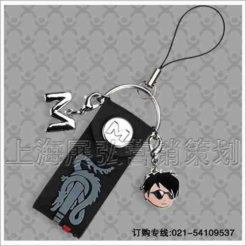 王力宏白色毛衣